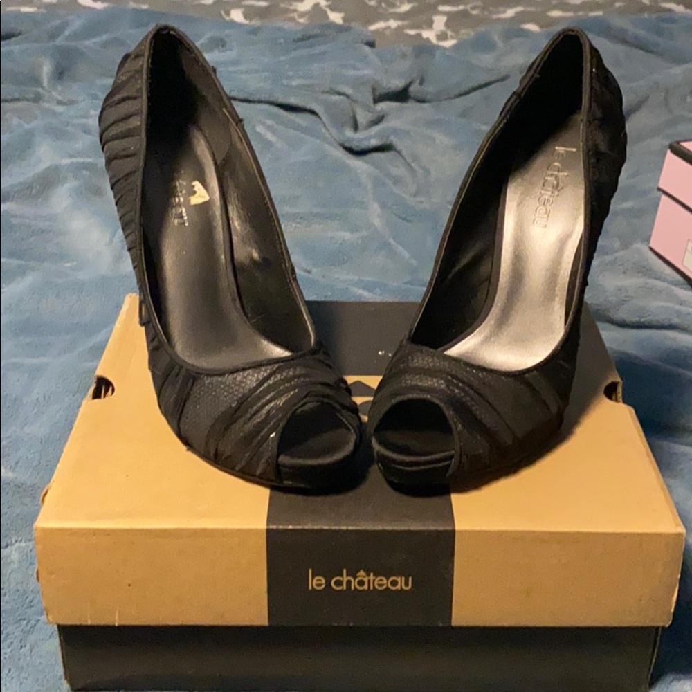 Le chateau heels